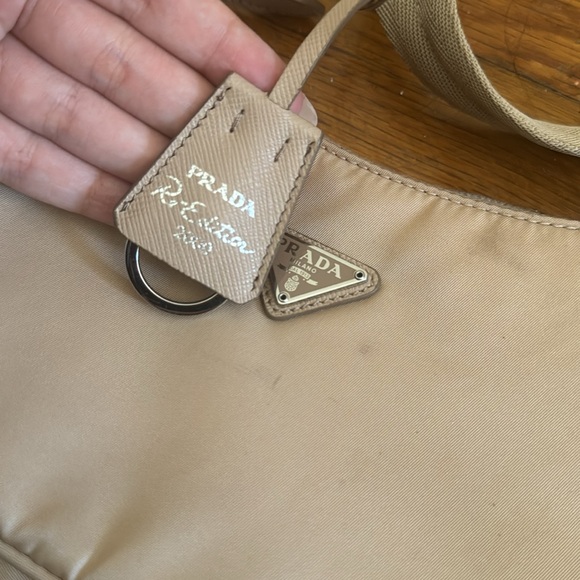 Prada Re-Nylon Re-Edition 2000 Mini-Bag in beige khaki - Picture 3 of 5